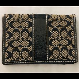 Small Coach black and grey wallet